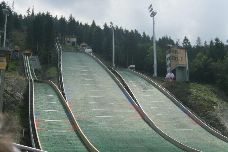 Atrakcje w Szczyrku - kompleks skoczni narciarskich "Skalite"